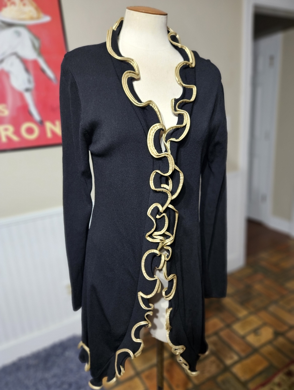 Stera Ruffle Jacket Medium - Picture 2 of 4